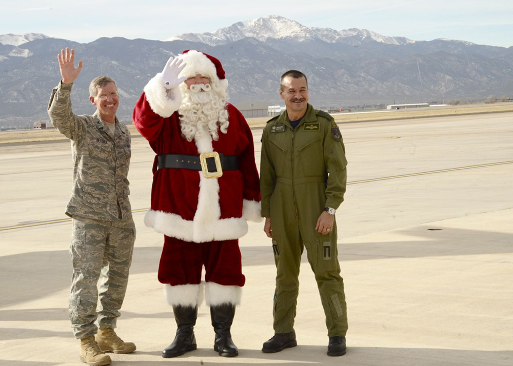 Santa and Troops Iraq